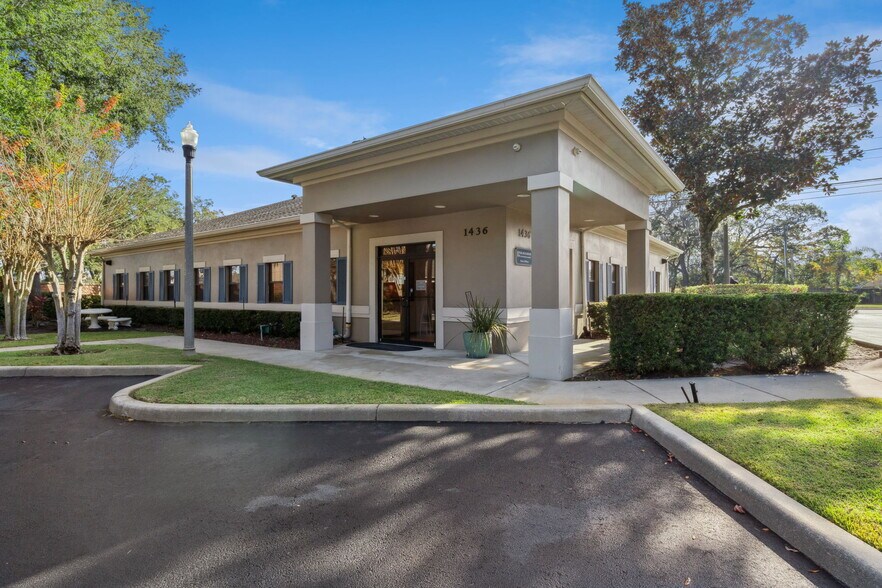 More Photos Of , Longwood Office For Sale