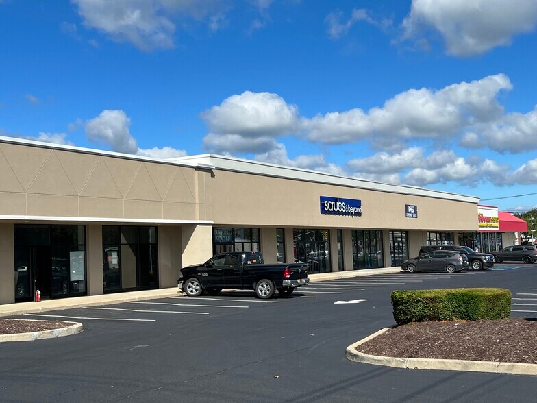 More Photos Of 214-230 Glen Cove Rd, Carle Place Freestanding For Lease