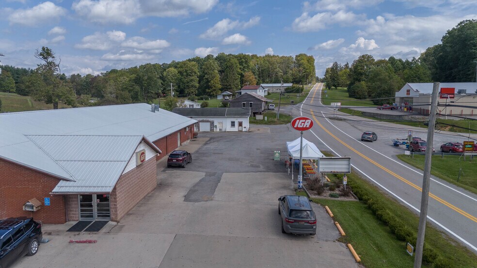 More Photos Of 88 Rock Cave Rd, Rock Cave Flex For Sale