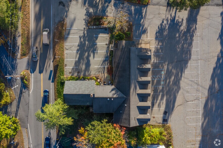 More Photos Of 339 Boston Post Rd, Sudbury Freestanding For Lease