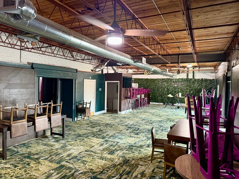 More Photos Of 1410 Martin Luther King Jr Blvd, Macon Storefront Retail Residential For Sale