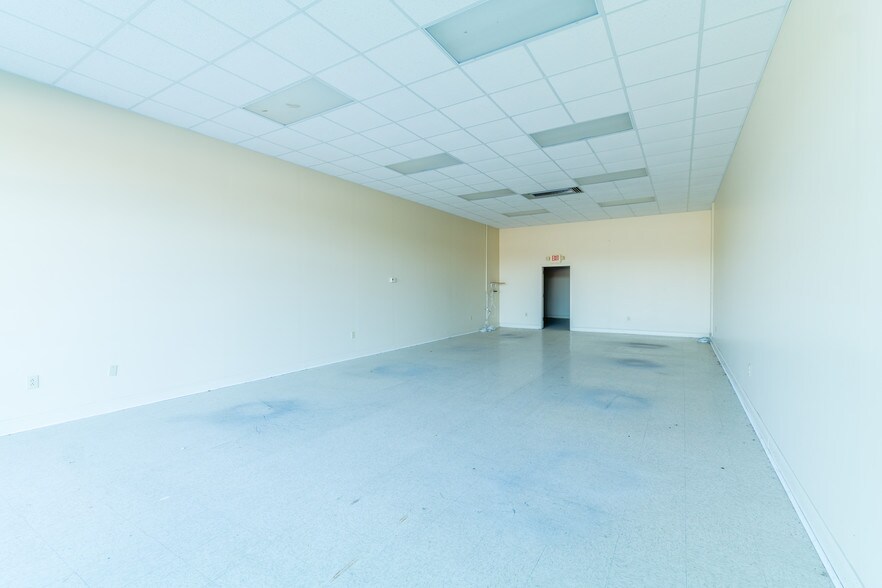 More Photos Of 4079 Augusta Hwy, Gilbert Storefront For Lease