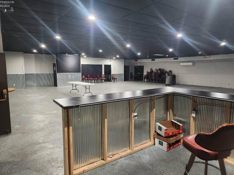 More Photos Of 3096 State Route 99 S, Willard General Retail For Sale