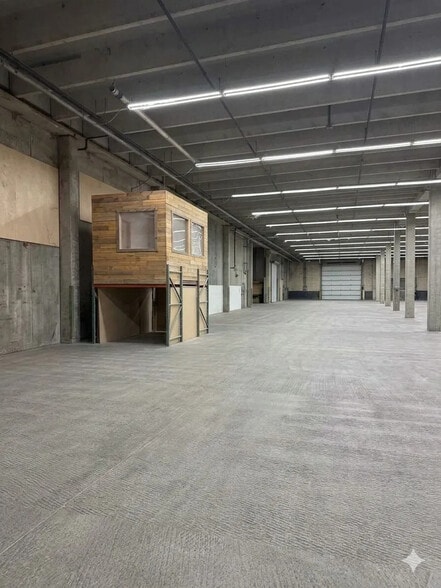 More Photos Of 136 2nd St, Monroe Distribution For Lease