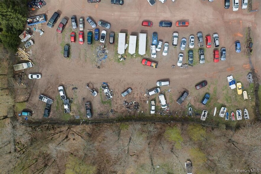 More Photos Of 47 Coopers Corner Rd, Monticello Contractor Storage Yard For Sale