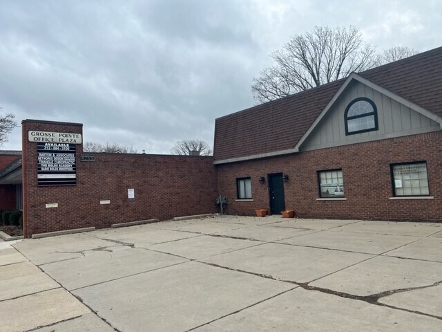 More Photos Of 19650 Harper Ave, Grosse Pointe Woods Medical For Sale