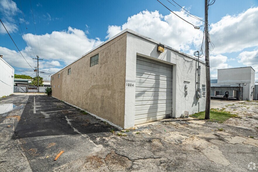 More Photos Of 988 NW 51st Pl, Fort Lauderdale Land For Lease