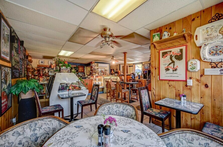 More Photos Of 501 Main St, Honesdale Restaurant For Sale