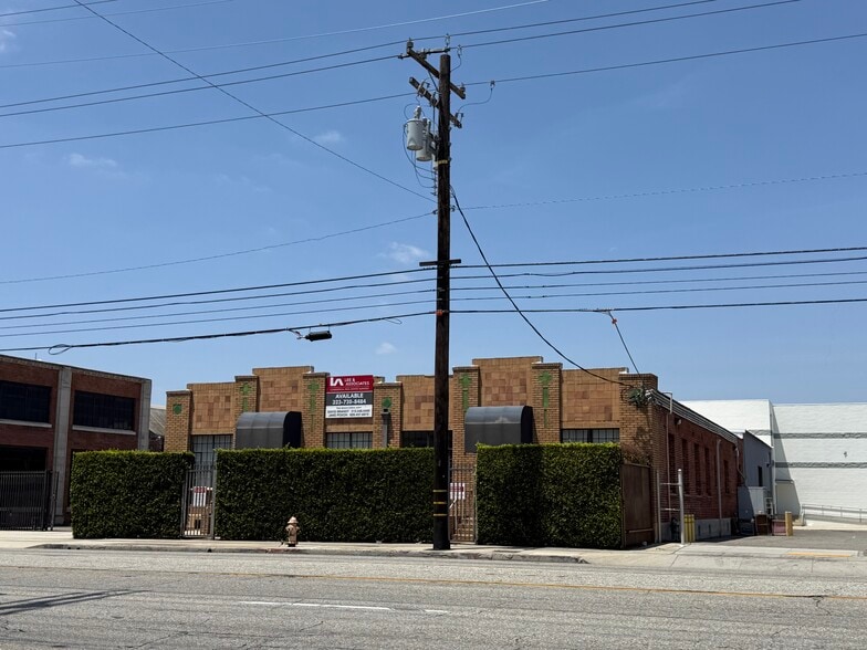 Primary Photo Of 5041 Santa Fe Ave, Vernon Distribution For Lease