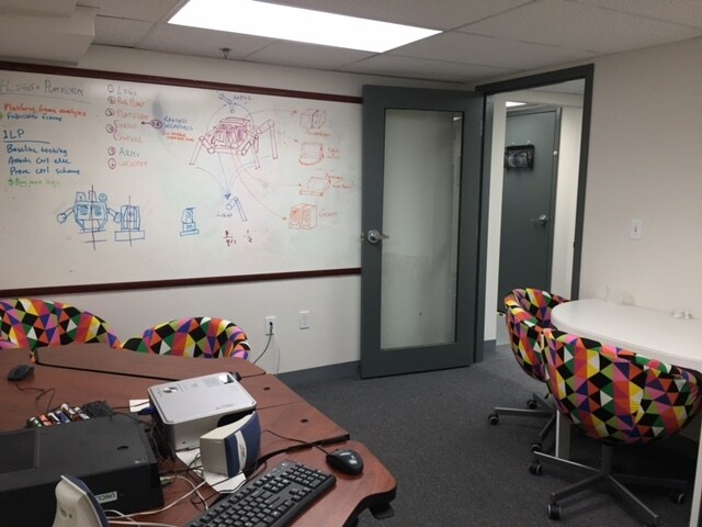 More Photos Of 6 Gill St, Woburn Light Manufacturing For Lease