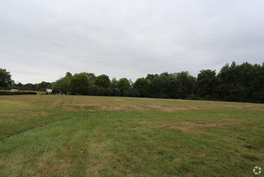 More Photos Of 9600 Lottsford Ct, Upper Marlboro Land For Lease