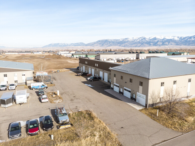 More Photos Of 211 Jetway, Belgrade Industrial For Sale