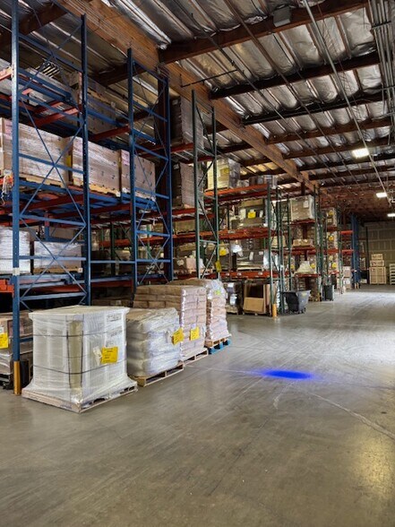More Photos Of 2671-2675 McCone Ave, Hayward Warehouse For Lease