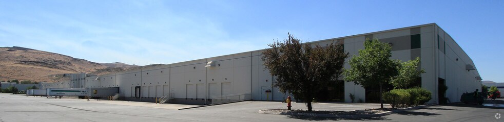 More Photos Of 695 Vista Blvd, Sparks Warehouse For Lease