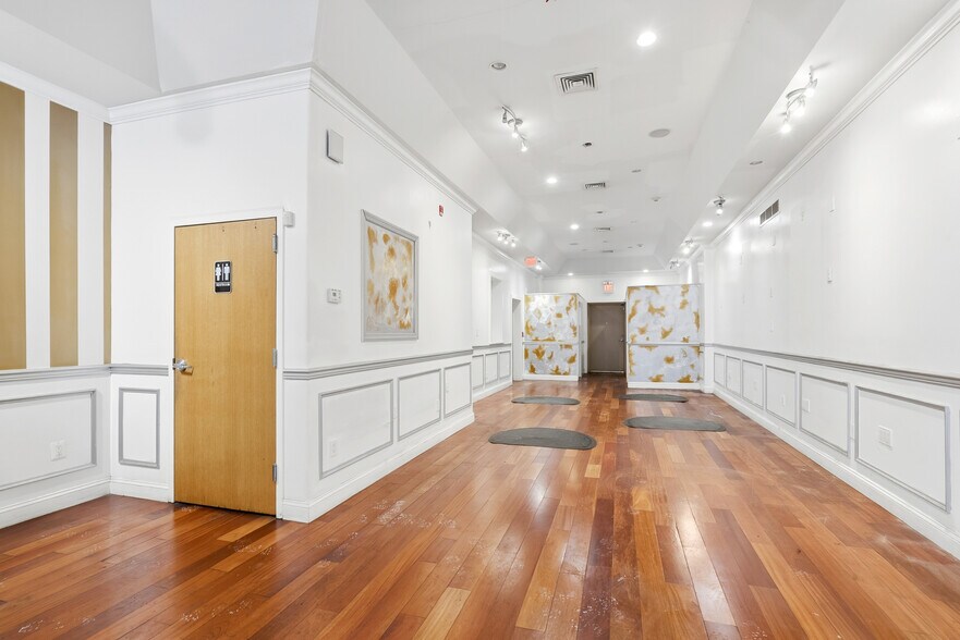 More Photos Of 329 W Girard Ave, Philadelphia Storefront Retail Residential For Lease
