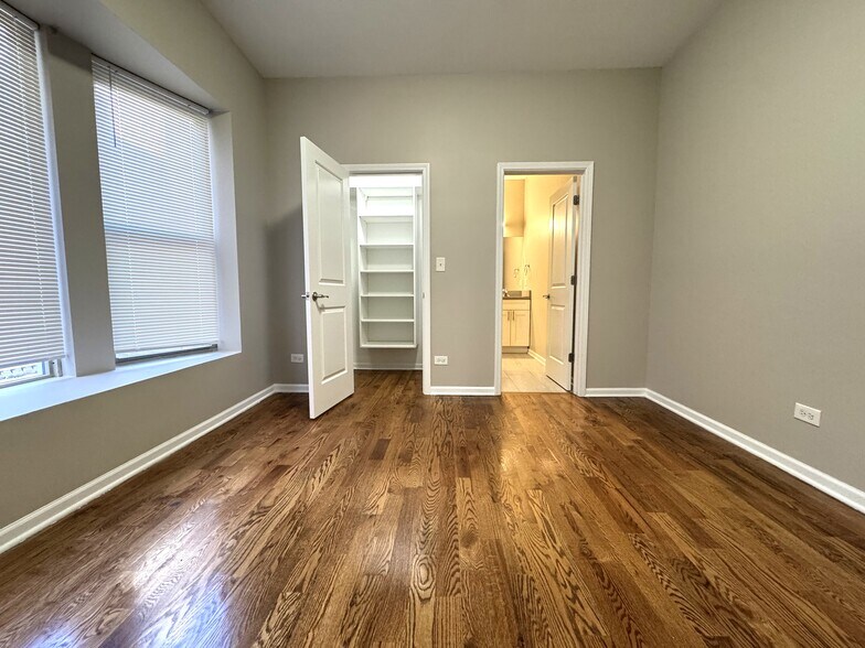 More Photos Of 4750 S Michigan Ave, Chicago Multifamily For Sale