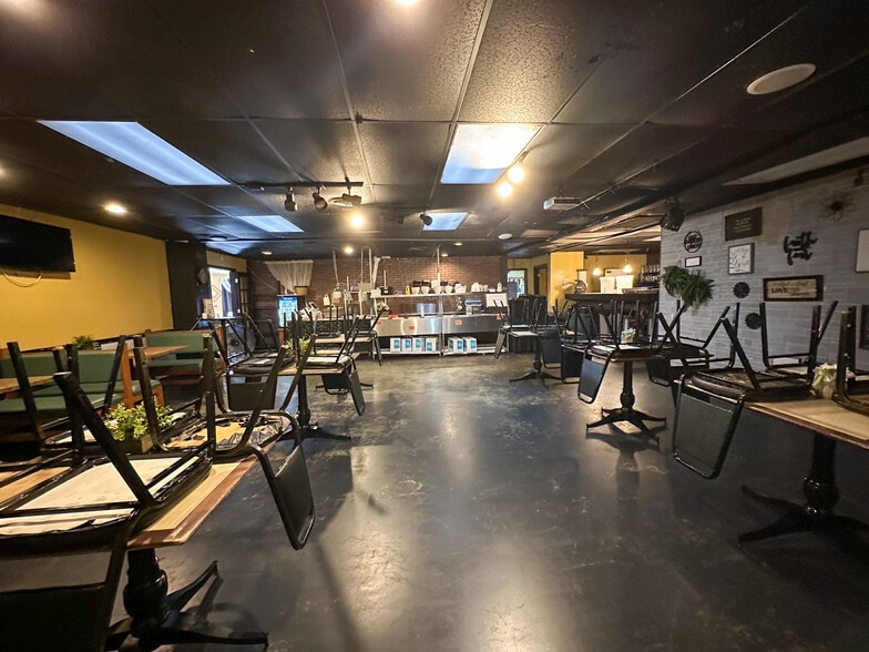 More Photos Of 4666-4678 Broad St, Sumter Restaurant For Sale