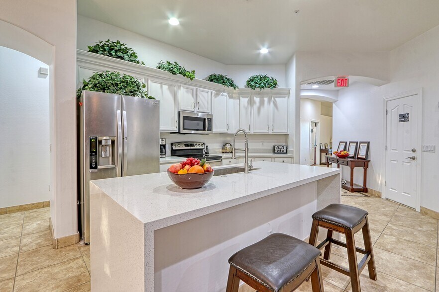 More Photos Of 26808 N 24th Ave, Phoenix Assisted Living For Sale