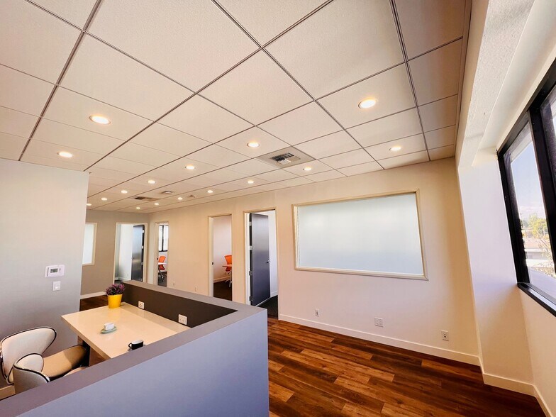 More Photos Of 11965 Venice Blvd, Los Angeles Loft Creative Space For Lease