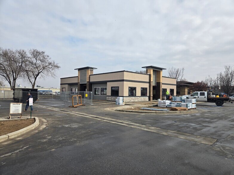 More Photos Of 1143 12th Ave Rd, Nampa Unknown For Lease