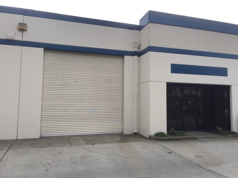 More Photos Of 432 N Canal St, South San Francisco Warehouse For Lease