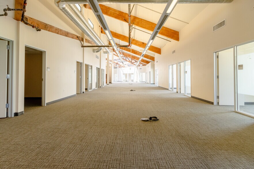 More Photos Of 2800 Leavenworth St, San Francisco Storefront Retail Office For Lease