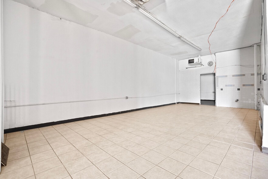 More Photos Of 1600 Wyoming Ave, El Paso Storefront Retail Residential For Sale