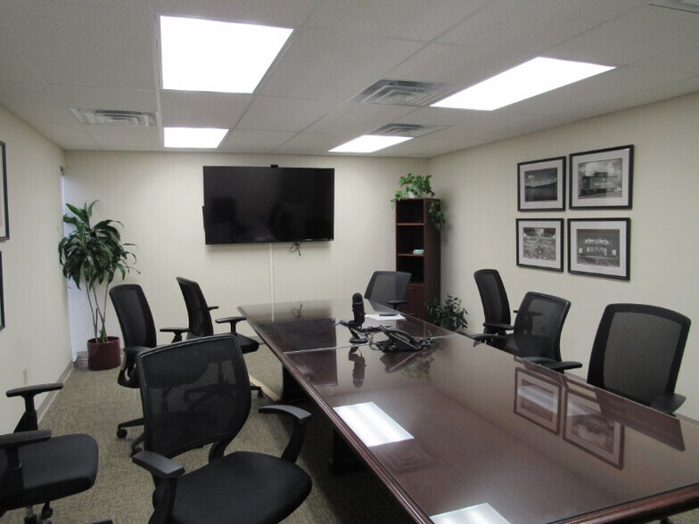 More Photos Of 1300 Market St, Lemoyne Office For Sale