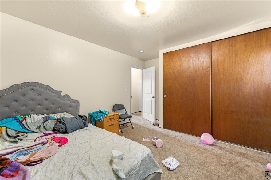 More Photos Of 236 Haas Ave, San Leandro Apartments For Sale