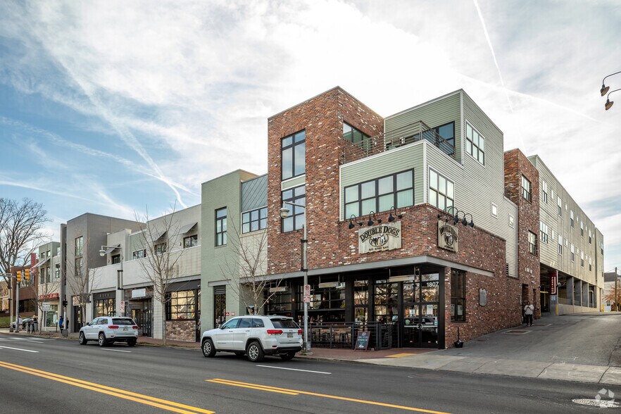 More Photos Of 1807-1819 21st Ave S, Nashville Storefront For Lease