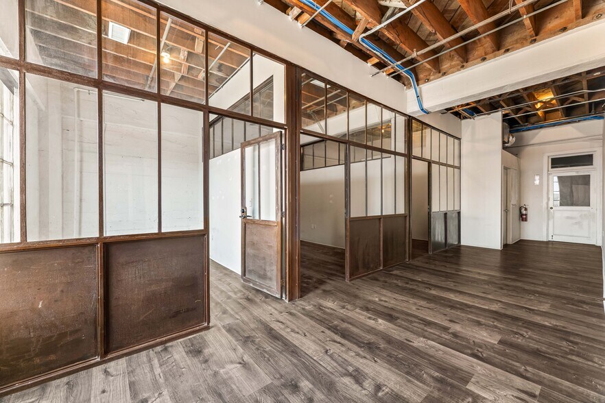 More Photos Of 932 Wilson St, Los Angeles Loft Creative Space For Lease