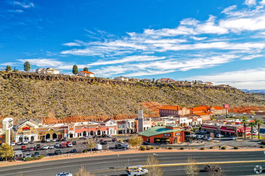 More Photos Of 250 N Red Cliffs Dr, Saint George Storefront For Lease