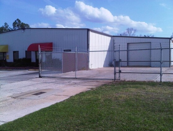 Primary Photo Of 192 Industrial Loop, Orange Park Warehouse For Lease