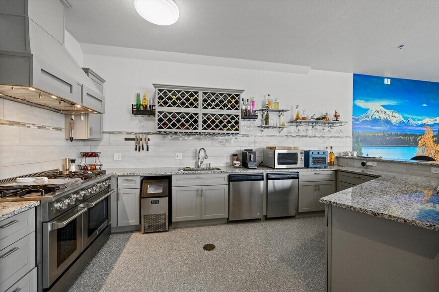 More Photos Of 251 S Mill St, Lewisville Apartments For Sale
