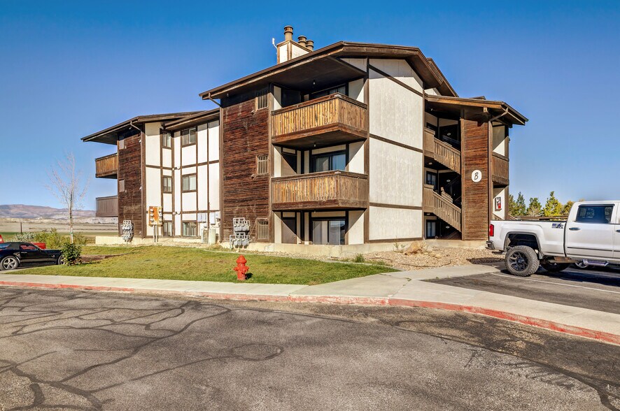 More Photos Of 800 W Highway Dr, Wellington Apartments For Sale