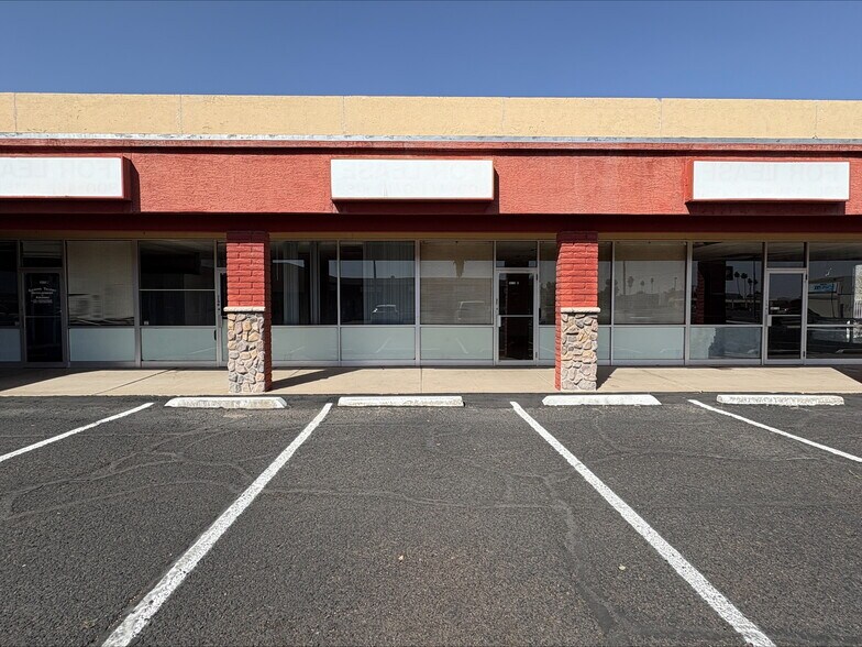 More Photos Of 12644-12654 N 28th Dr, Phoenix General Retail For Sale