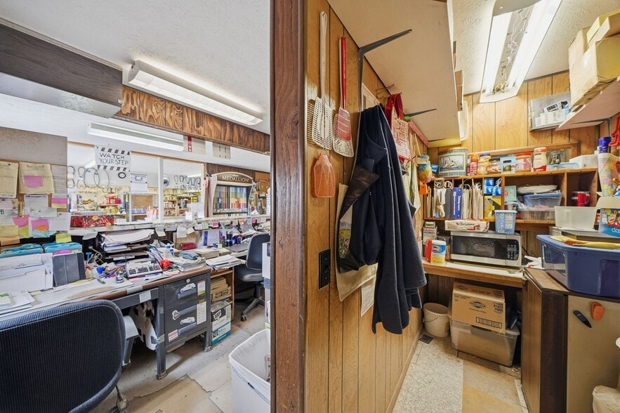 More Photos Of , Valparaiso Unknown For Sale