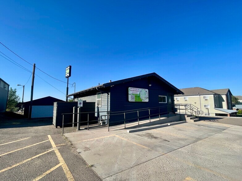 More Photos Of 2800 W Hampden Ave, Englewood Storefront For Sale