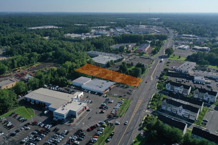 More Photos Of 173 Lincoln Hwy, Fairless Hills Freestanding For Sale