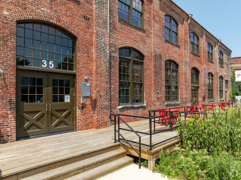 More Photos Of 21 Clark St, Trenton Unknown For Lease