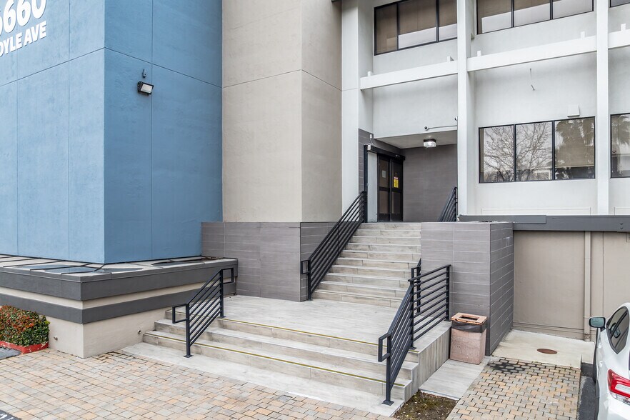 More Photos Of 6660 Coyle Ave, Carmichael Medical For Sale