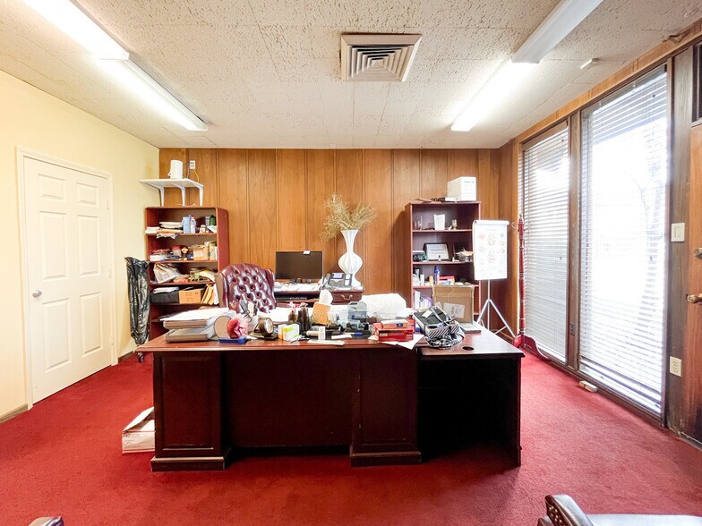 More Photos Of 4750 North Blvd, Baton Rouge Medical For Sale