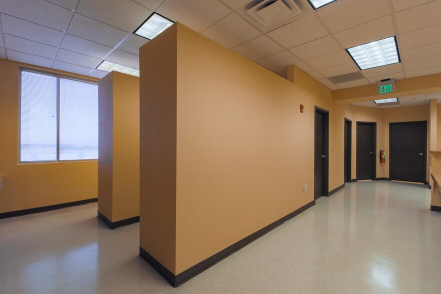 More Photos Of 3270 Joe Battle Blvd, El Paso Medical For Lease