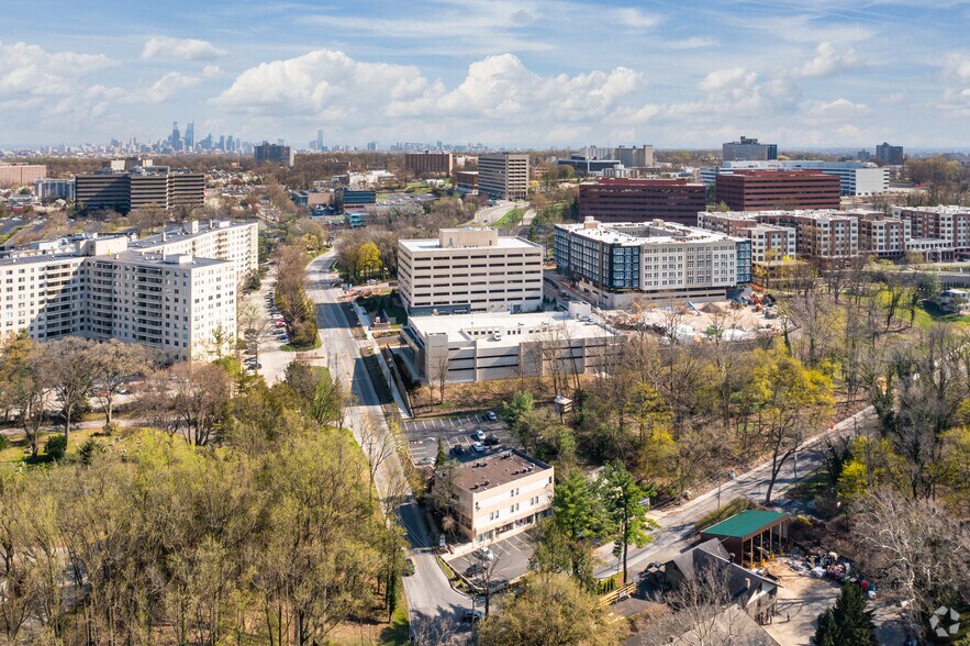 More Photos Of 200 Monument Rd, Bala Cynwyd Office For Lease