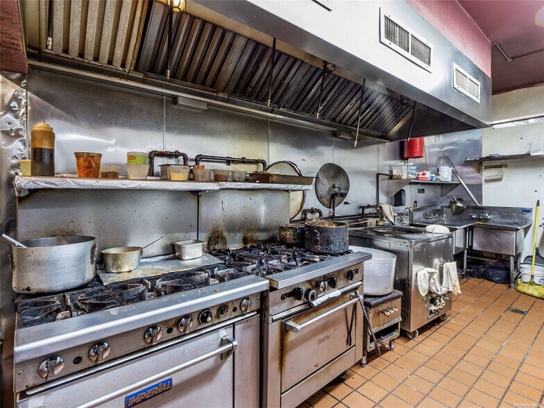 More Photos Of 739 Grand St, Brooklyn Apartments For Lease