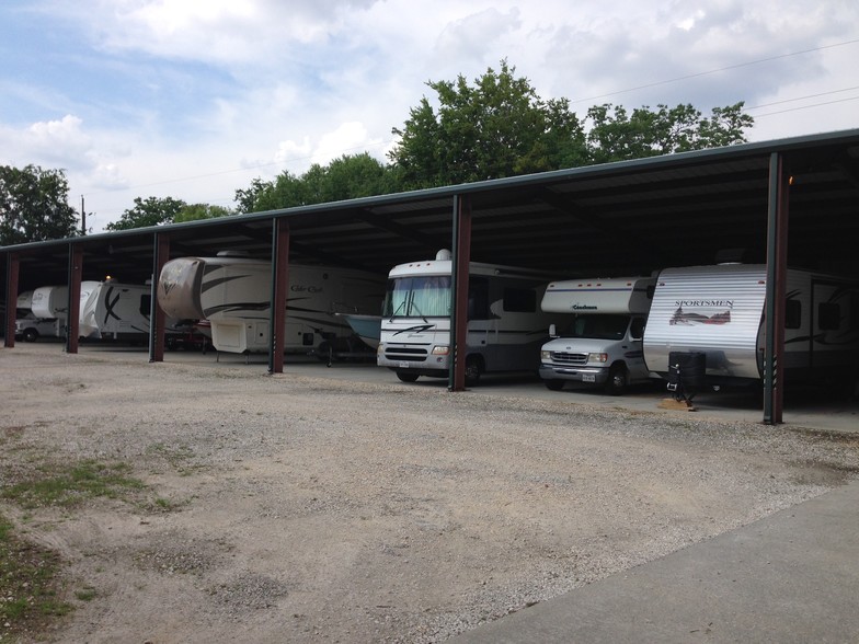 More Photos Of 18910 Carrot St, Spring Trailer Camper Park For Sale