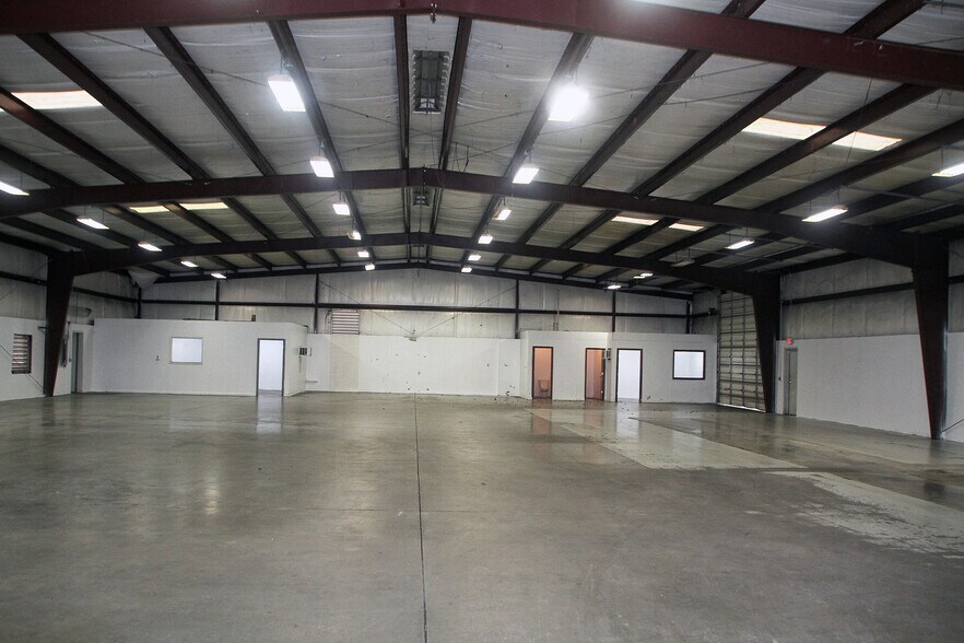 More Photos Of 1207 Butler St, Oxford Unknown For Lease