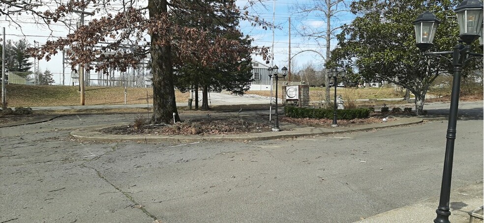 More Photos Of 1104 Old Charlotte Rd, White Bluff Assisted Living For Lease