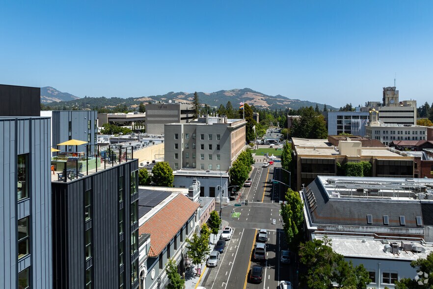 More Photos Of 420 Mendocino Ave, Santa Rosa Apartments For Lease
