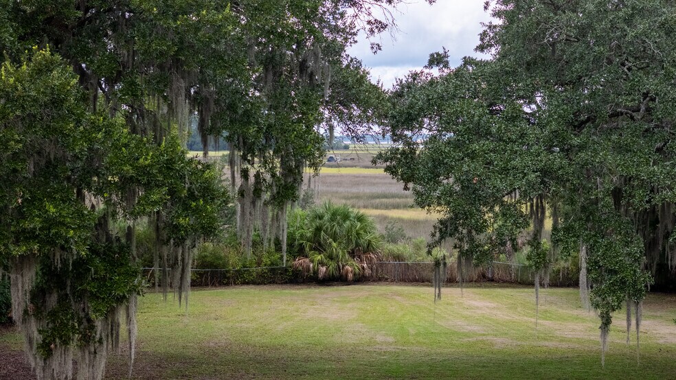 More Photos Of 1460 River Front Dr, Charleston Land For Sale